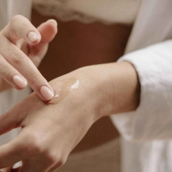 BIJOUX - NIEDYSKRETNE SERUM ORGAZMICZNE DO LECHTACZKI