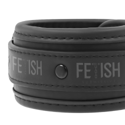 FETISH SUBMISSIVE - NASZYJNIK I KAJDANKI ZE SKORY WEGANSKIEJ Z NOPRENOWA PODSZEWKA