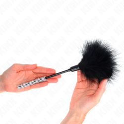 KINK - LASKACE PIÓRKA Z UCHWYTEM Z CYRKOTU 27 CM