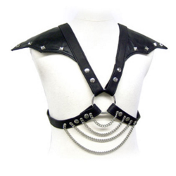 LEATHER BODY - METALL UND SCHULTERN